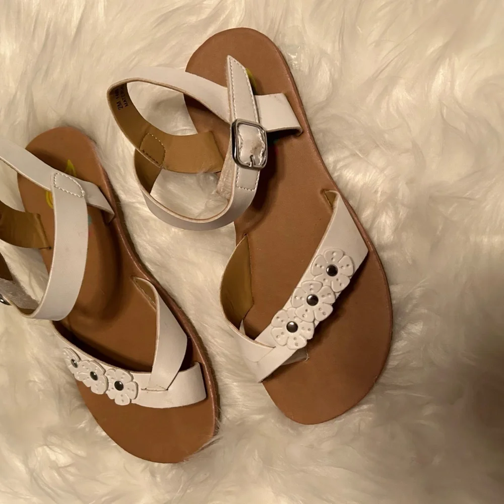 Little girl summer sandals